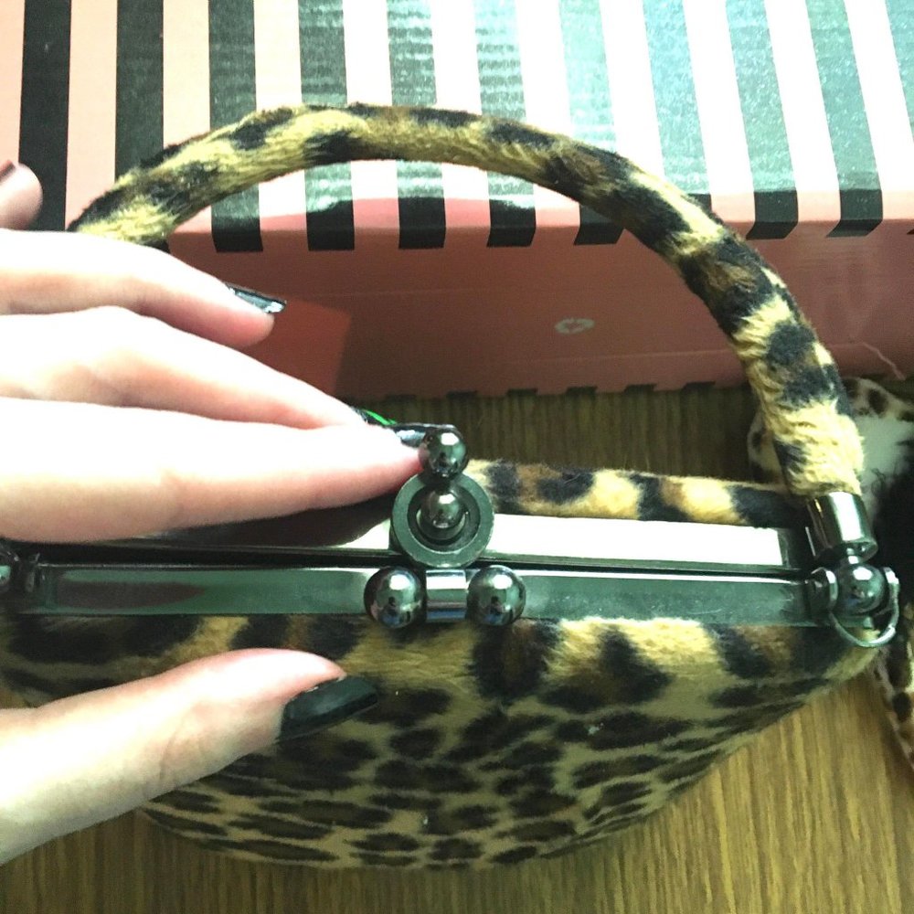 RARE VINTAGE Y2K KITTY GANG SET *PURSE & HEADBAND* NEW - Picture 11 of 15